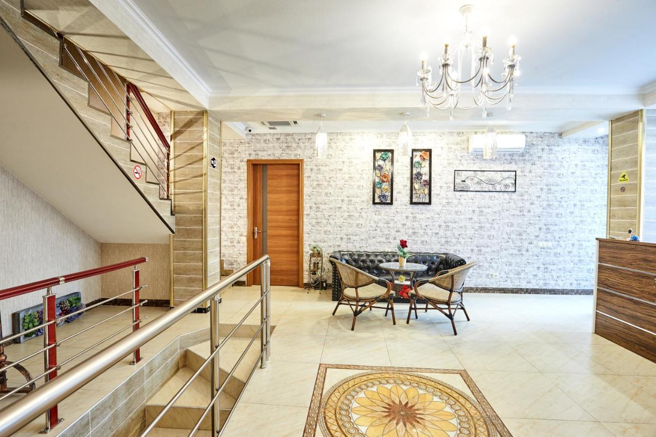 Hotel Diadema Tiflis Exterior foto