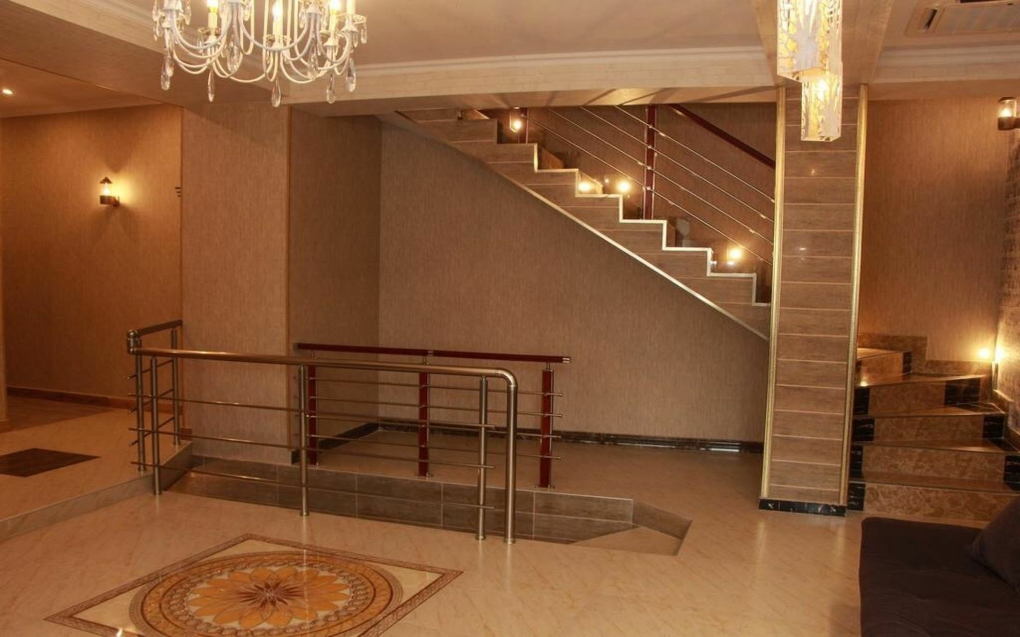 Hotel Diadema Tiflis Exterior foto
